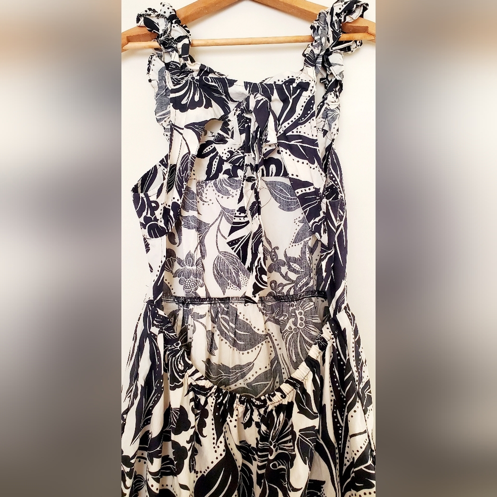 Who What Wear black and tan floral dress - Picture 7 of 7